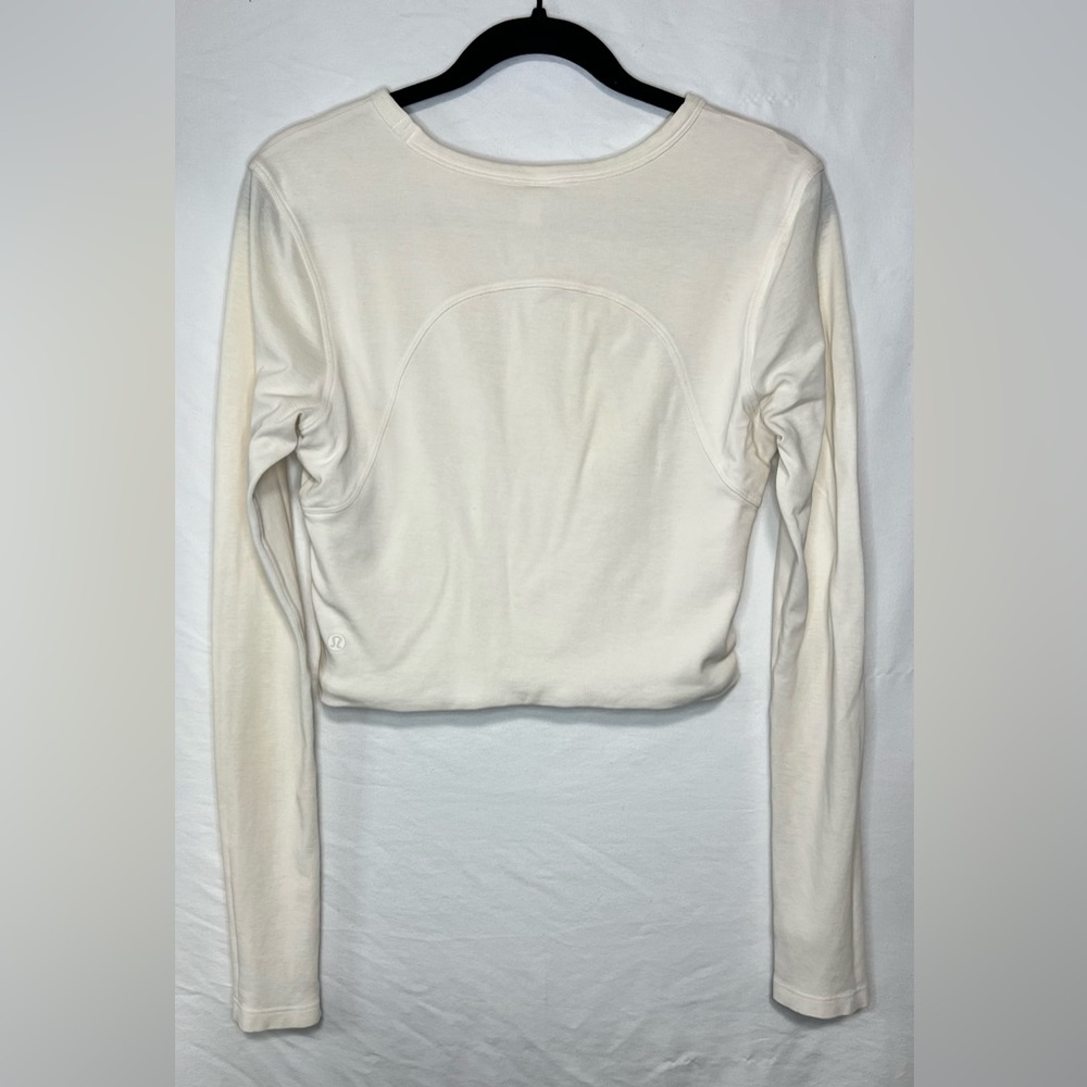 Lululemon Find your Feeling Long Sleeve Gathered Ruched Crop Top Activewear Gym - Picture 10 of 12